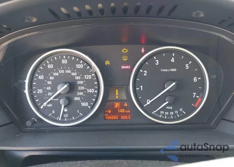 2010 BMW 528I z USA, uszkodzony, nr VIN WBANU5C57AC129591